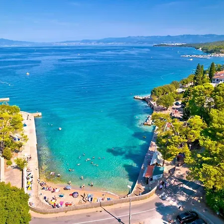 Sunny Apt Krk 800mt From Sea Apartamento Malinska